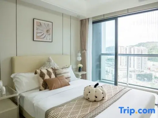 Superior Double room with balcony and with mountain view