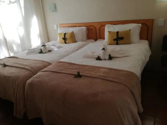 Ananda Lodge