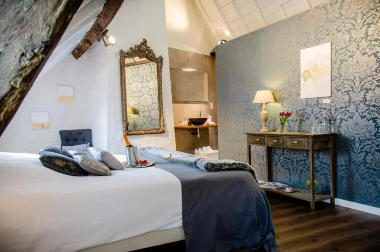 The White Queen Bed And Breakfast