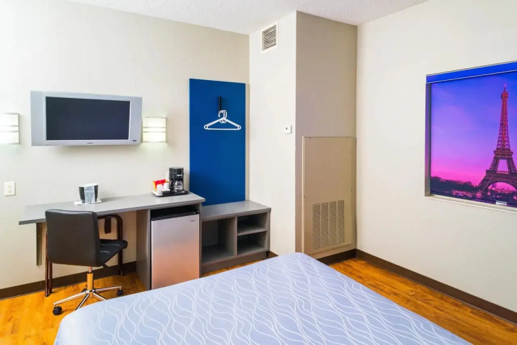 Studio Z Ascend Hotel Collection