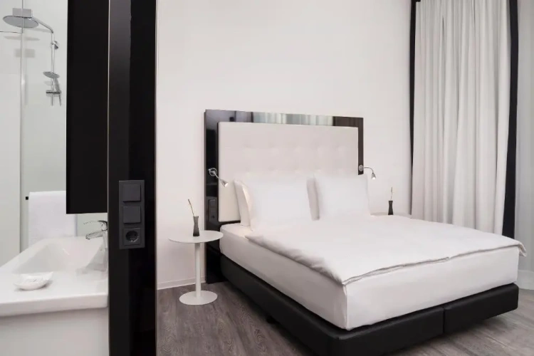 Innside room