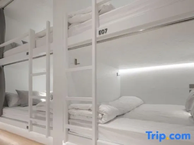 Bed in Dorm
