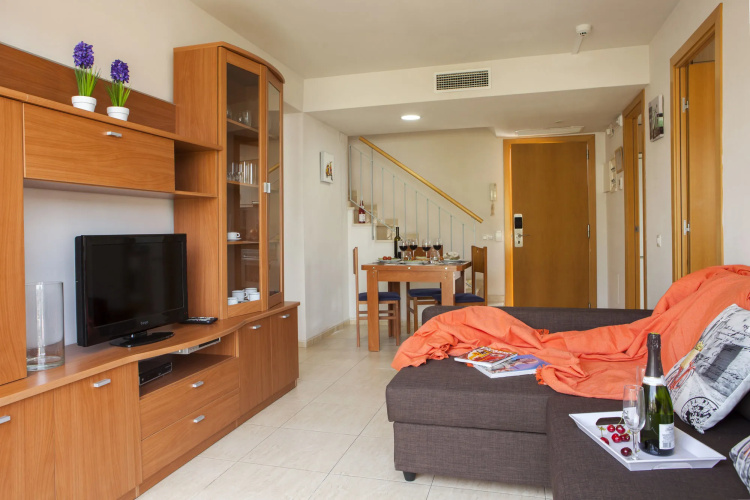 Velor Apartments