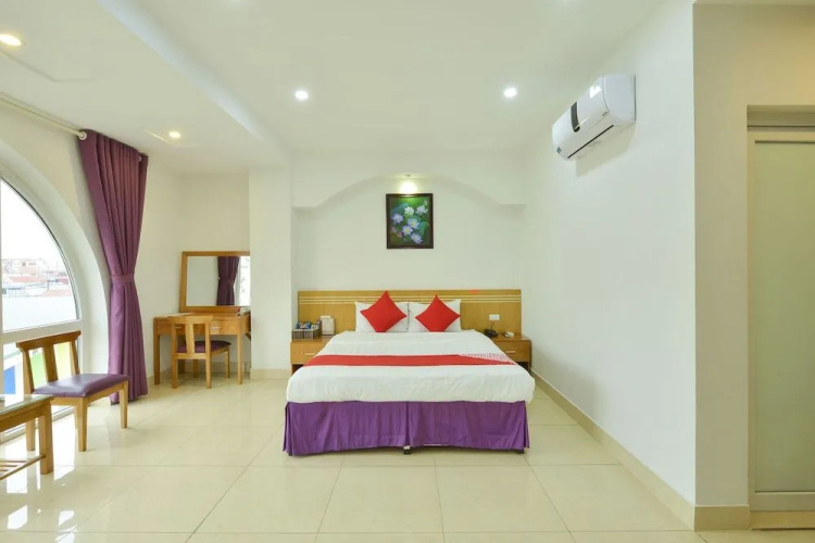 OYO 214 Aloha Hotel