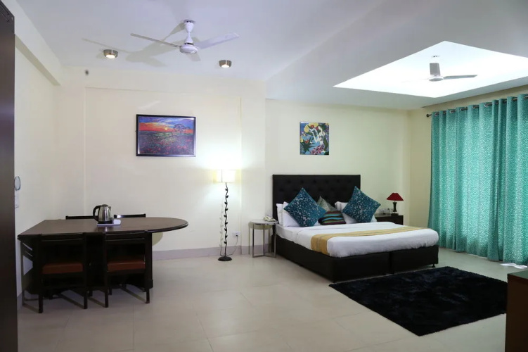 Hotel Mayarch