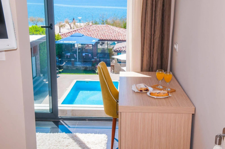 Beach Hotel Bozikovina