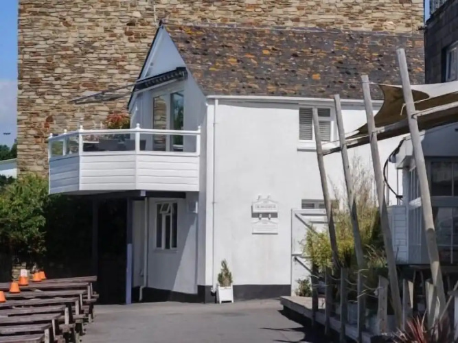 The Boathouse