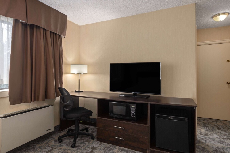 Travelodge By Wyndham Thunder Bay photo 7