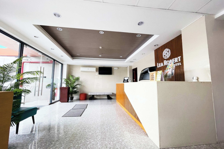 Lea Robert Hotel Angeles City