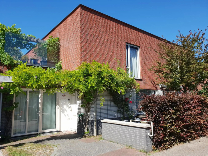 Royale en schone accommodatie met dakterras