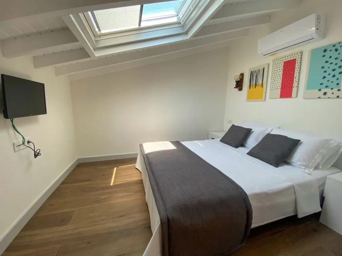 Standard Basement room