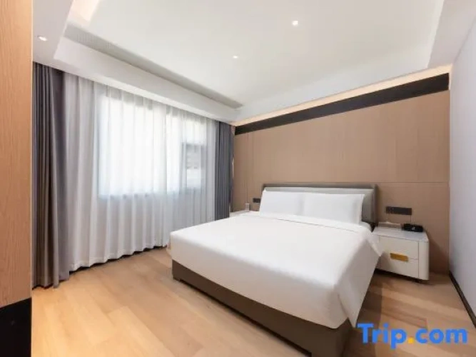 Luxury Attic Suite