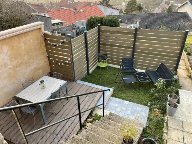 2 Bedrooms Villa