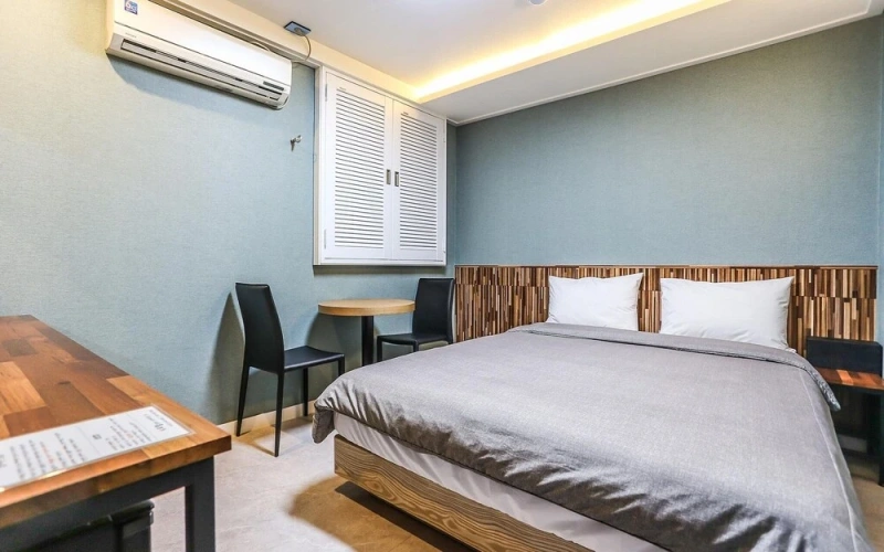 Guest rooms