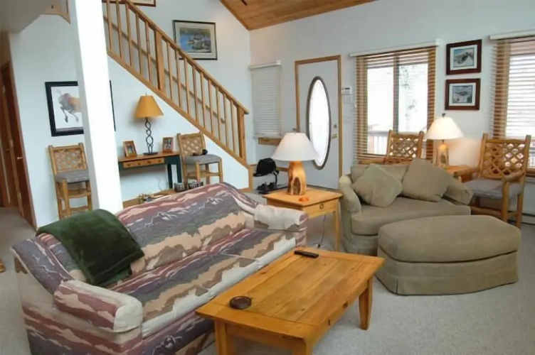 Tree Haus Chalet