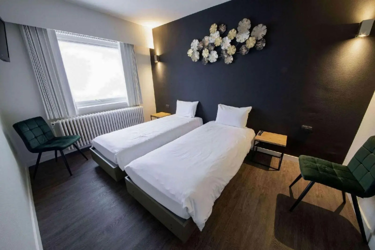Cortina Hotel
