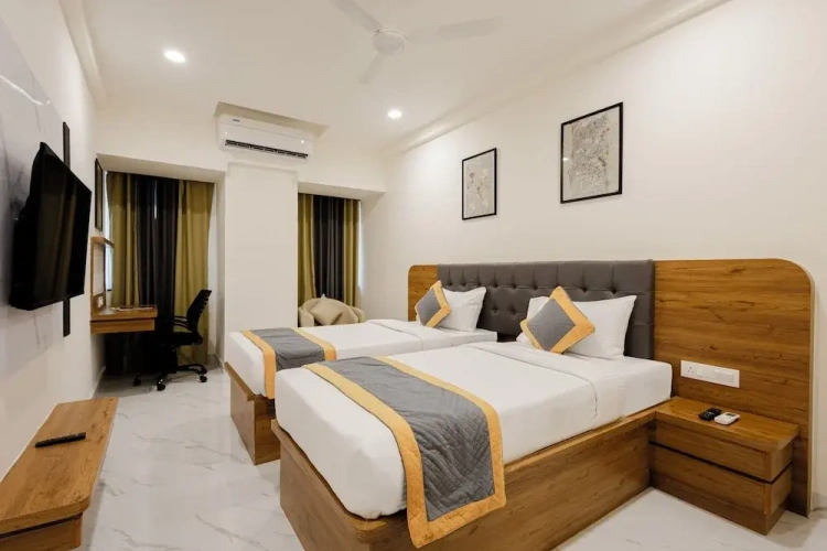 Standard Twin room