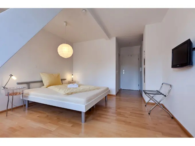 PENSIONSIEBEN Das andere Hotel