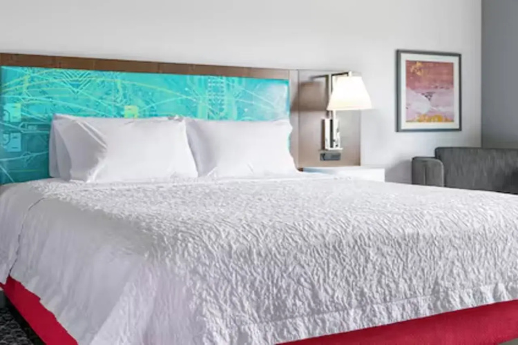 Hampton Inn & Suites Intercourse