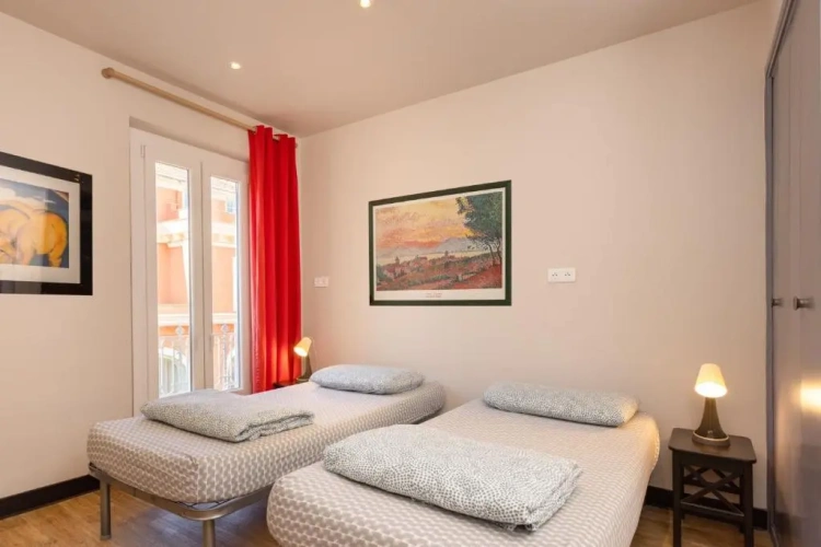 Twin room