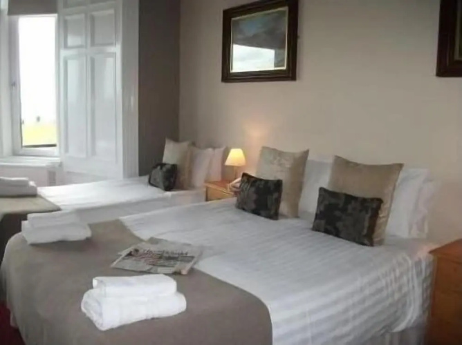 The Lauriston Hotel