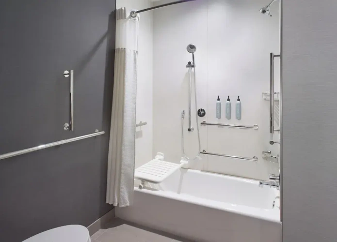 1 Bedroom Suite