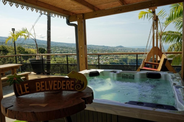 3 Bedrooms Villa