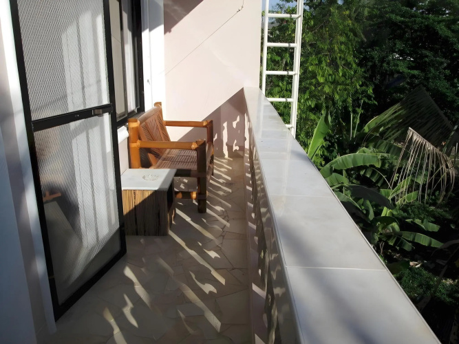 Amigos Beach Resort