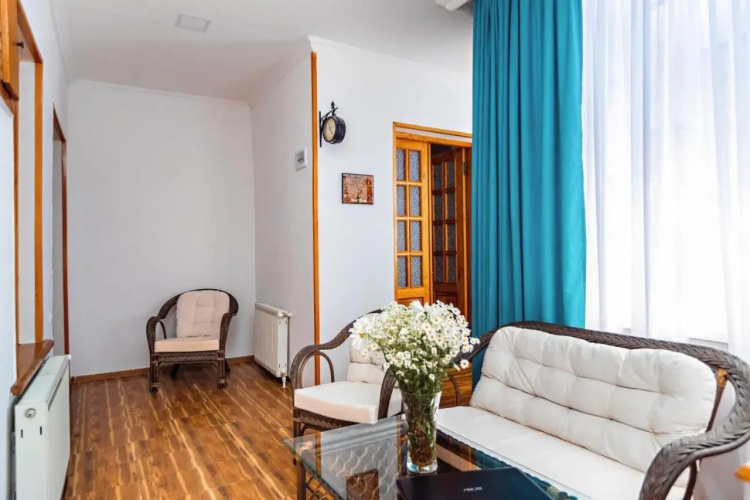 Guest House Nana