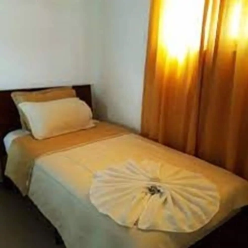 Economy Triple room