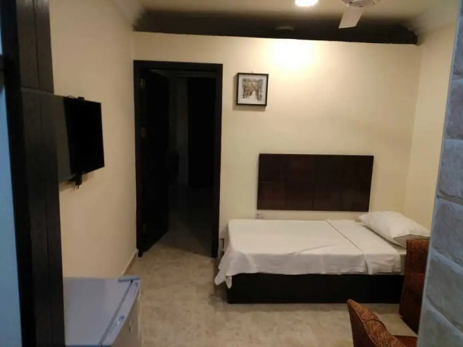 Mass Paradise Hotel