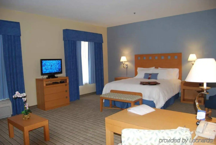 Hampton Inn And Suites Madera