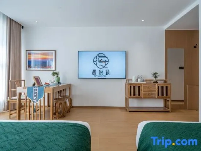 Standard Family room