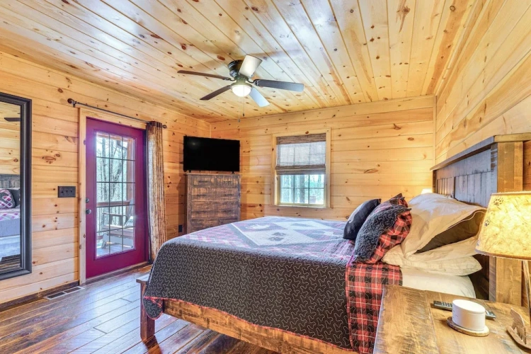 2 Bedrooms Cottage