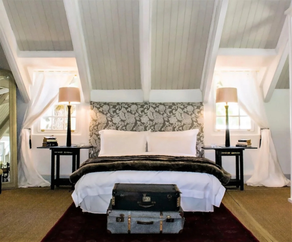Old Oak Manor