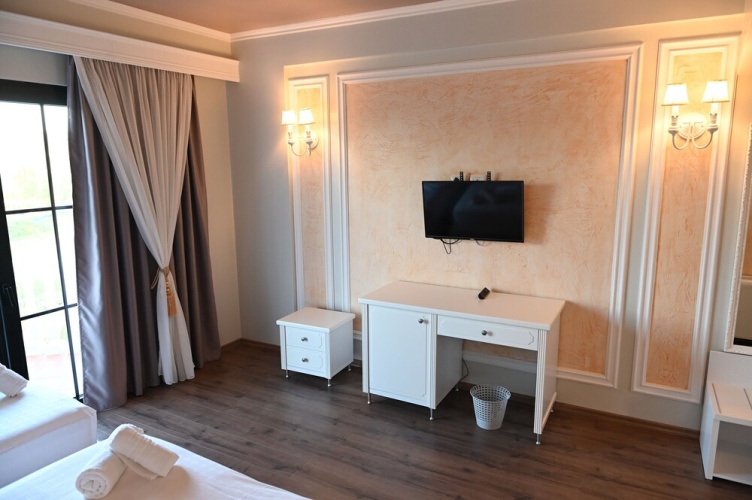 Hotel Onufri photo 8