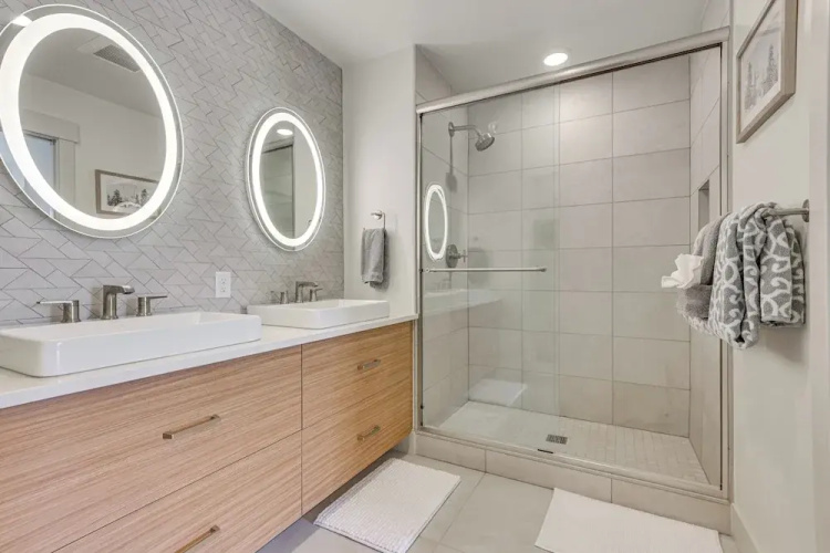 Mountain-view Condo in Downtown Winter Park!
