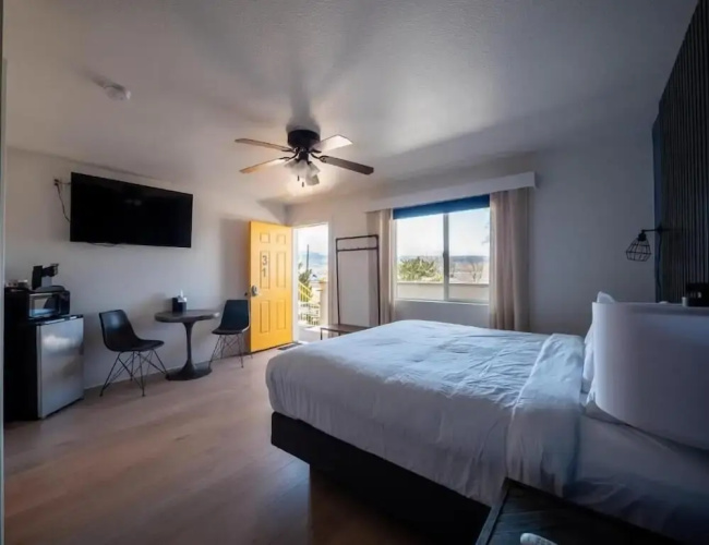 Balanced Rock Inn