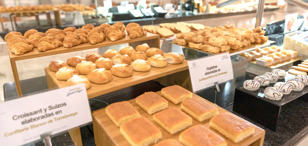 Gran Hotel SuancesOver view