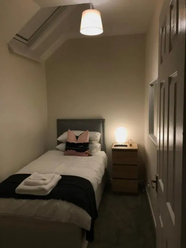 2 Lower Kessock Street