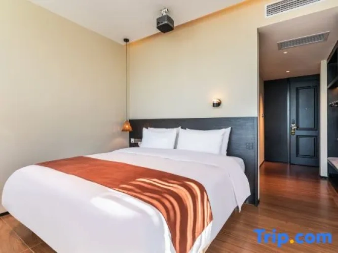 Standard room with view