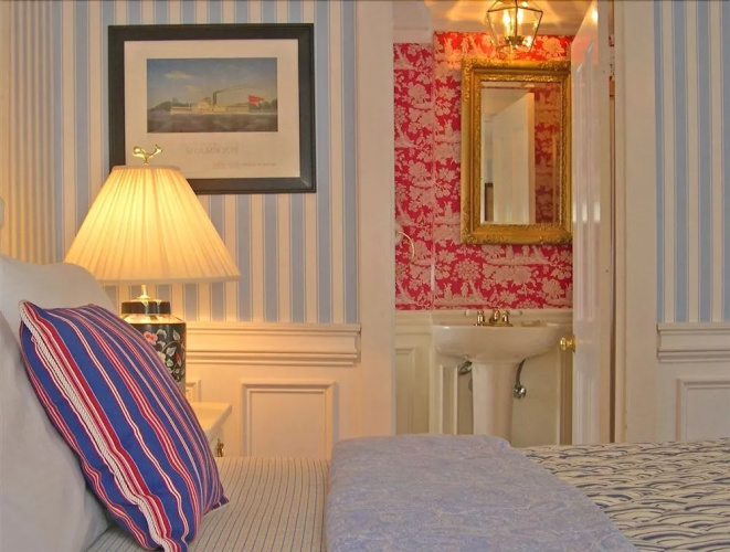 Captain David Kelley House Bed & Breakfast
