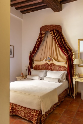 Deluxe Single room