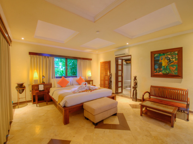 Hotel Vila LumbungOver view