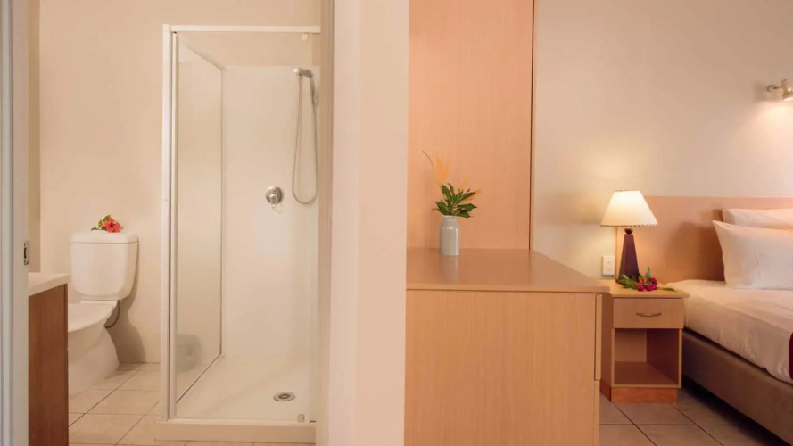 Moana Sands Beachfront Hotel