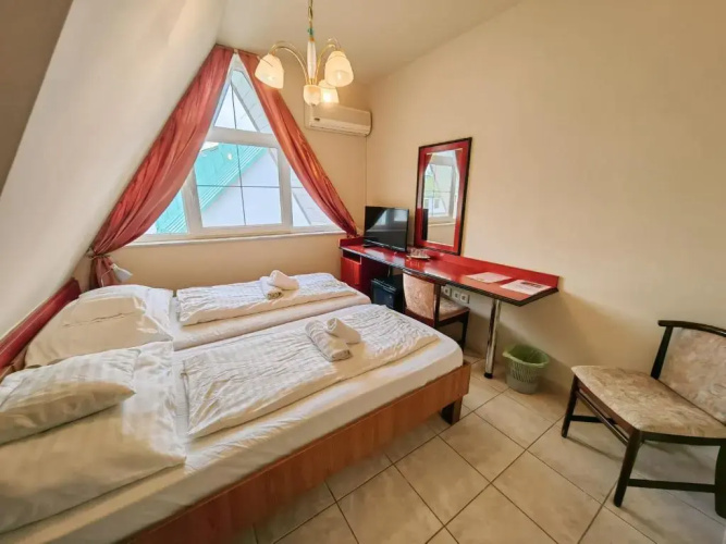 Hotel Nóra