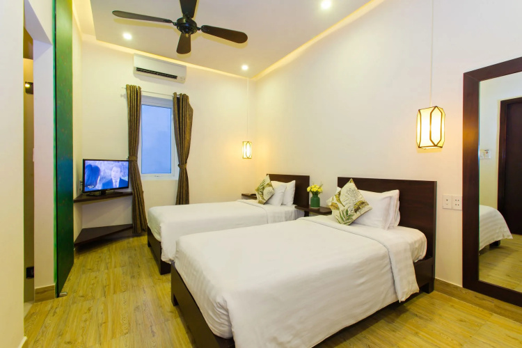 Vaia Hoi An Boutique Hotel