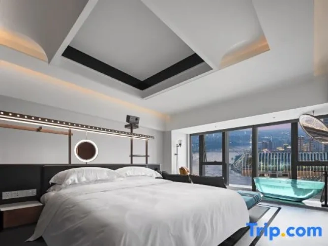 Suite with river view