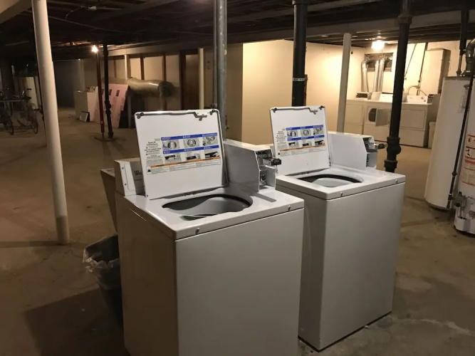 1 BR Apt Near Marquette University by Frontdesk