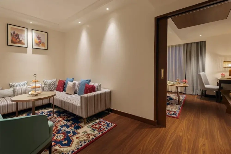Double Suite